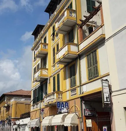 Casa Mirca *